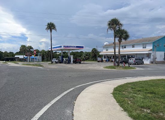 florida/cedar-key/shop/marathon-gas