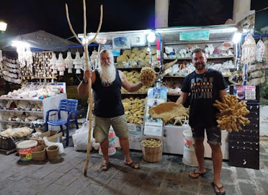 greece/rhodes/faliraki/shop/sponge-shop-mamas-and-stefanos