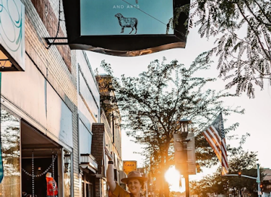 wyoming/big-horn-county/shop/black-sheep-boutique-and-arts