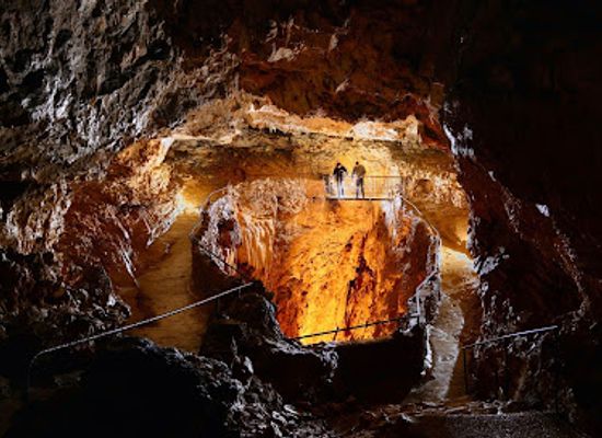 france/vercors-regional-natural-park/shop/caves-of-la-luire-guided-tours