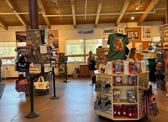 arizona/kaibab-national-forest/shop/gcc-park-store-at-grand-canyon-visitor-center