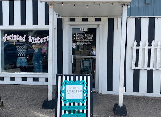 montana/butte/shop/twisted-sisters-boutique