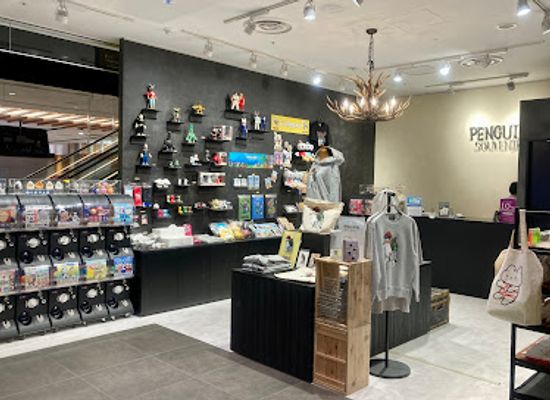 japan/tokyo/shibuya/shop/penguin-souvenir