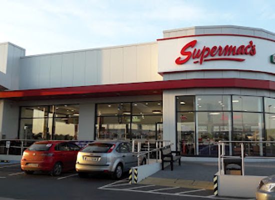 ireland/county-tipperary/shop/tipperary-town-plaza