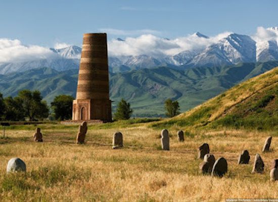kyrgyzstan/chuy-valley/shop/burana-tower