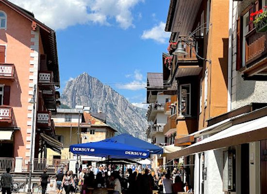 italy/cortina-d-ampezzo/shop/the-north-face-store-cortina