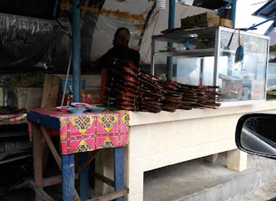 indonesia/maluku/shop/pusat-oleh-oleh-ikan-asar-galala
