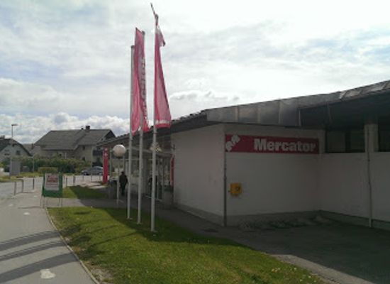 slovenia/skofja-loka/shop/mercator-market-frankovo-naselje-skofja-loka