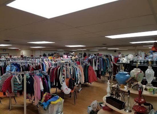 kansas/marais-des-cygnes/shop/first-baptist-church-clothes-closet