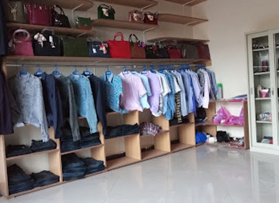 uganda/mbarara/shop/arihard-collections