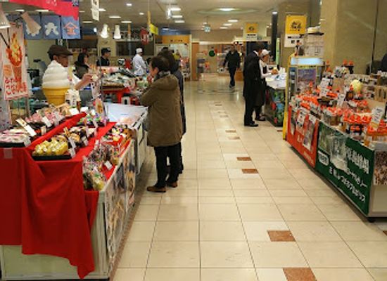 japan/hiroshima-countryside/shop/fukuya-hiroshima-station-square-store