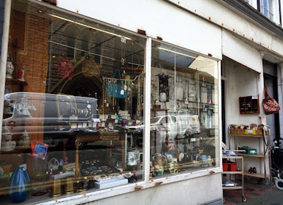 united-kingdom/clwyd/shop/nice-things