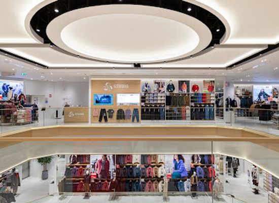 spain/madrid/gran-via/shop/uniqlo-gran-via