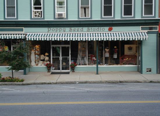 new-hampshire/strafford-county/shop/poppy-seed-studio