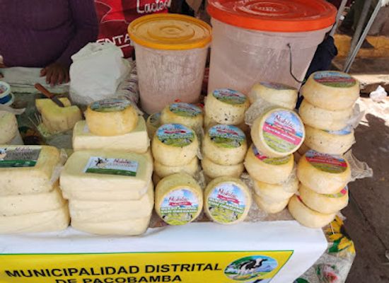 peru/apurimac/shop/huironay-la-capital-ganadera-y-cuna-del-ecoturismo-de-la-region-apurimac