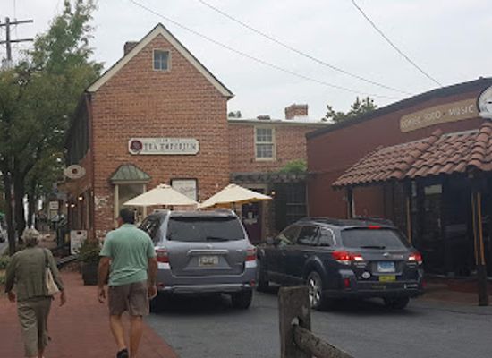 maryland/frederick/shop/everedy-square-shab-row
