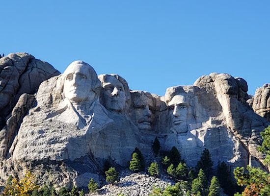 south-dakota/mount-rushmore-national-memorial/shop/mount-rushmore-gift-shop