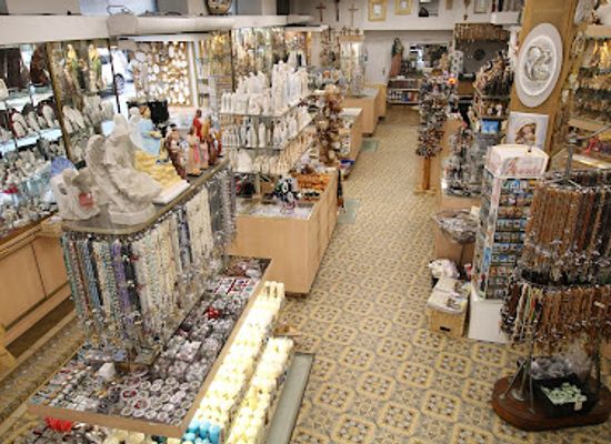 france/lourdes/shop/magasin-soubirous