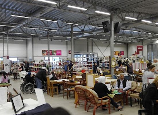sweden/halland/shop/erikshjalpen-second-hand