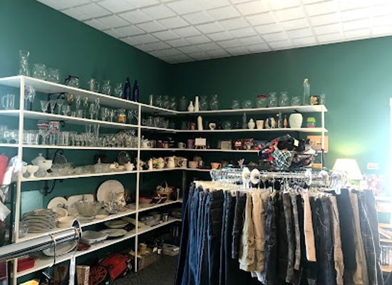 maine/franklin-county/shop/touch-of-class
