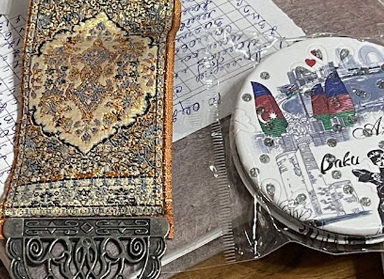 azerbaijan/baku/icherisheher/shop/nargiz-porcelain-souvenirs