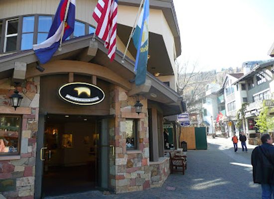 colorado/vail/shop/the-golden-bear