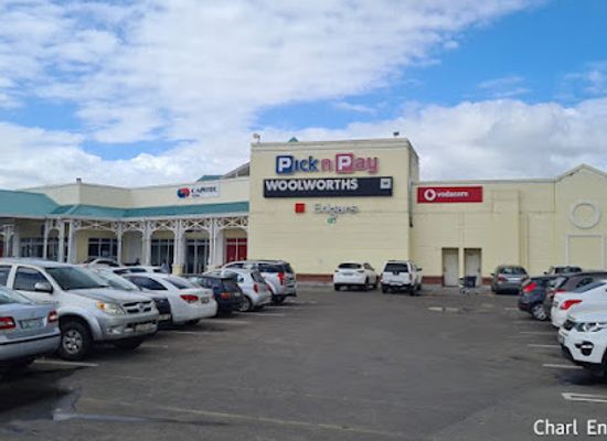 south-africa/eastern-cape/shop/hemingways-mall
