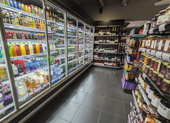 hungary/budapest/gellert-hill/shop/fuge-shop-and-cafe