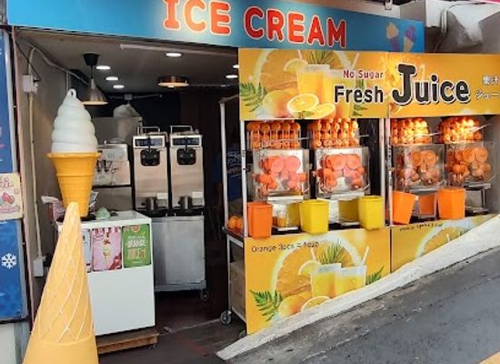 south-korea/yeongnam-region/shop/gamcheon-culture-souvenir-shop