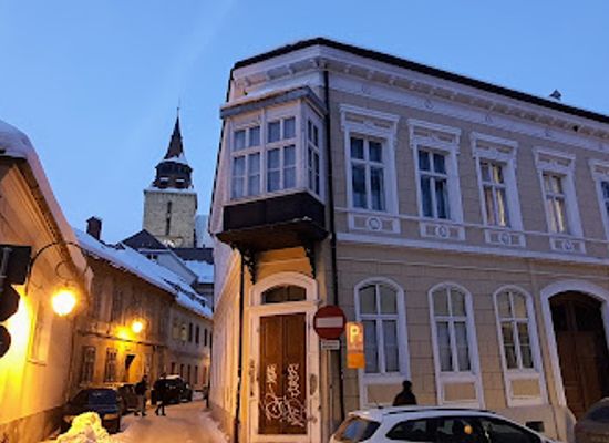 romania/brasov/shop/nola-coffeeshop
