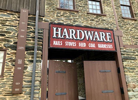 west-virginia/harper-s-ferry/shop/hardware-store