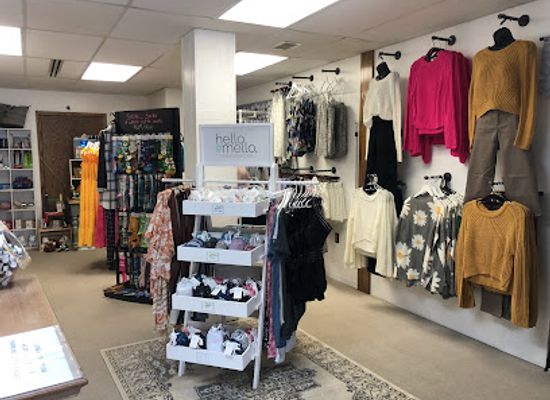 north-dakota/standing-rock-indian-reservation/shop/punky-s-bath-gift-shop
