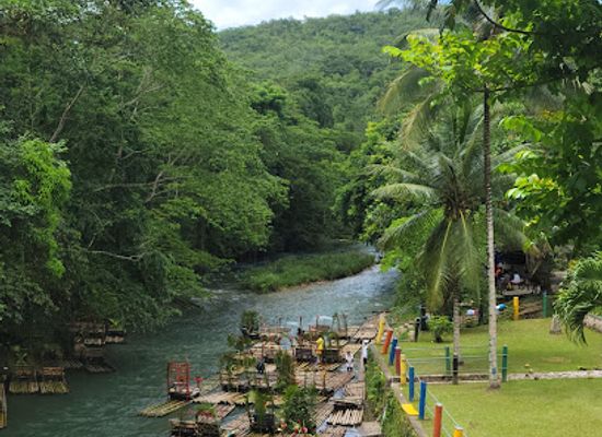 jamaica/martha-brae-river-valley/shop/martha-brae-river