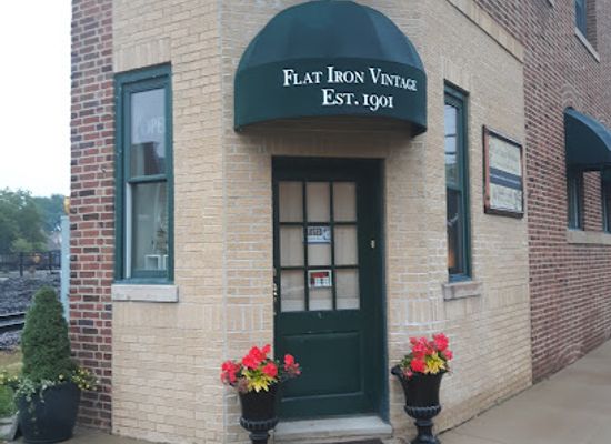 wisconsin/kenosha/shop/flat-iron-vintage