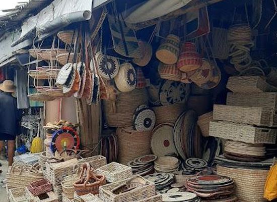 nigeria/lagos/shop/lekki-arts-crafts-market