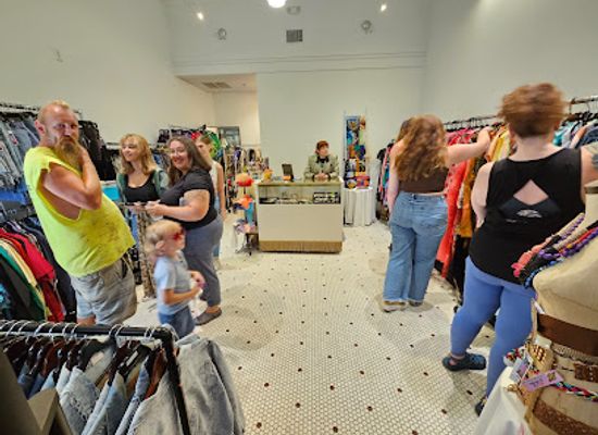 florida/pensacola/shop/rocket-to-saturn-vintage