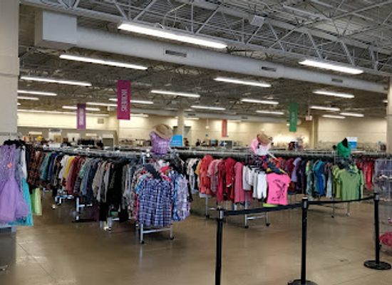 illinois/joliet/shop/goodwill-store-donation-center