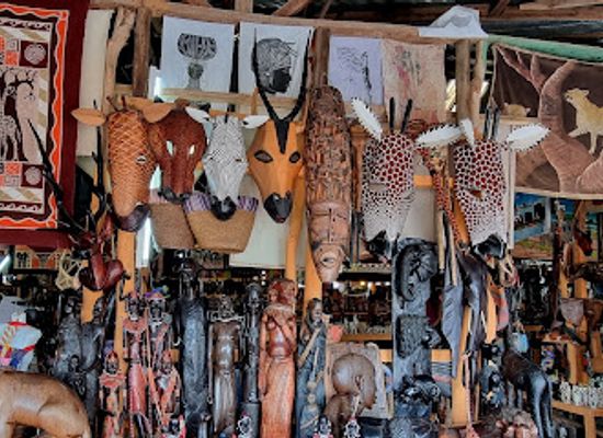 kenya/tsavo-national-park/shop/kilimanjaro-curio-shop