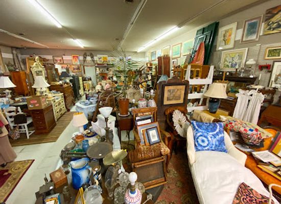 massachusetts/dukes-county/shop/second-treasures-mv