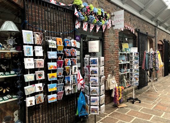 jersey/saint-ouen/shop/liberty-wharf-shopping-centre