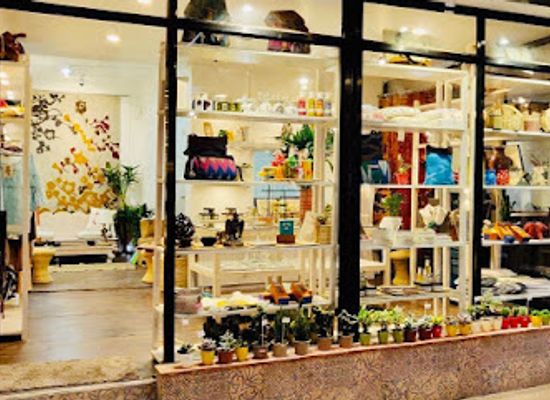 nepal/kathmandu/shop/dhuku-handmade-collective