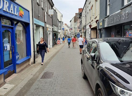 united-kingdom/pembrokeshire-coast-national-park/shop/mountain-warehouse-haverfordwest