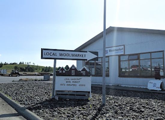 iceland/Þórsmörk/shop/woolmarket-local-store