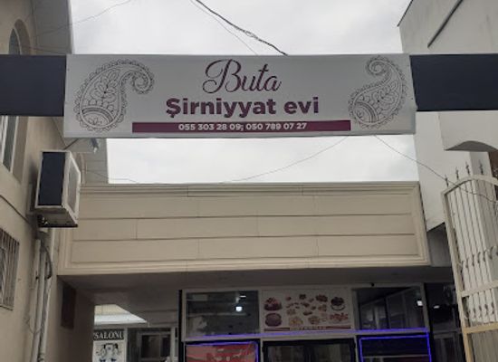 azerbaijan/shaki/shop/buta-ailvi-sirniyyat-evi