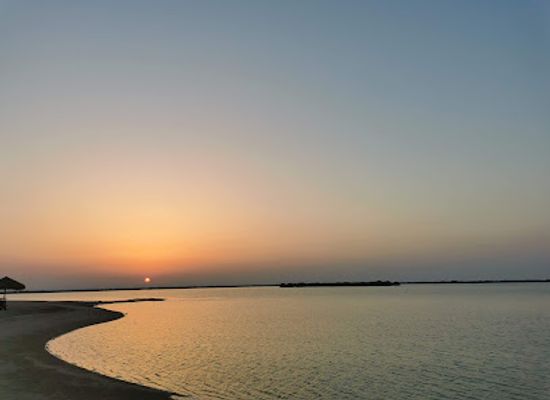 qatar/al-thakira-mangroves/shop/al-thakeera-beach