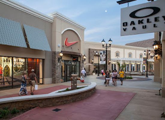 north-carolina/charlotte/shop/charlotte-premium-outlets