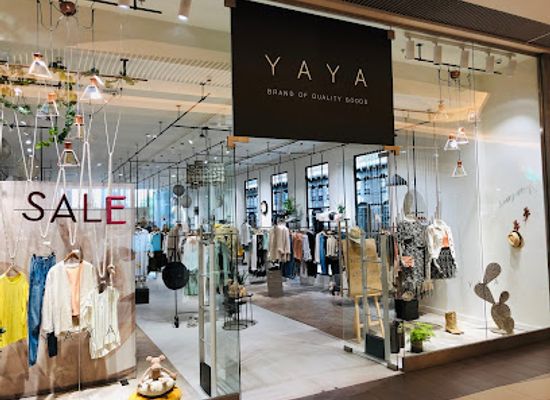 poland/rzeszow/shop/yaya