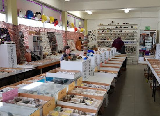 australia/tasmania/shop/the-big-tasmanian-rock-shop