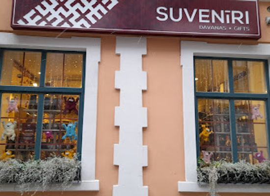 latvia/courland/shop/souvenir-shop