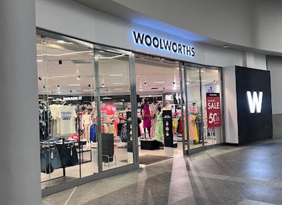botswana/gaborone/shop/woolworths-fields-mall